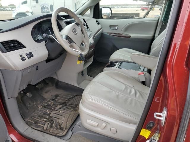 2012 Toyota Sienna XLE