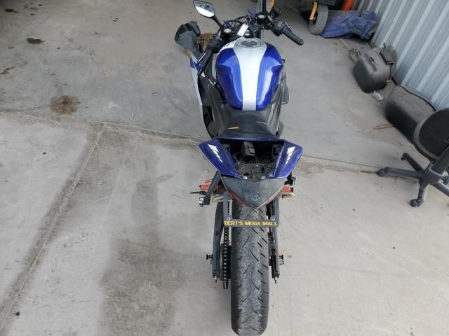 2015 Yamaha YZFR3