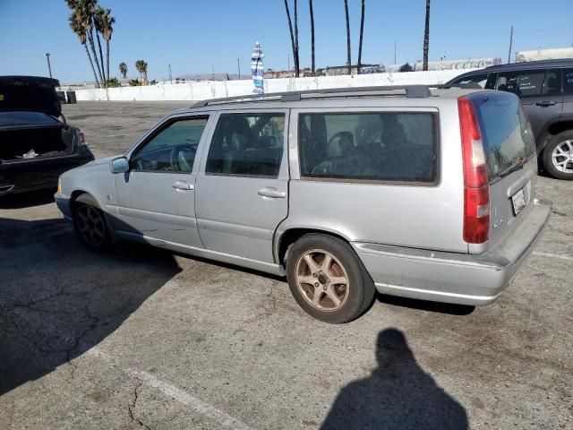 2000 Volvo V70 Base