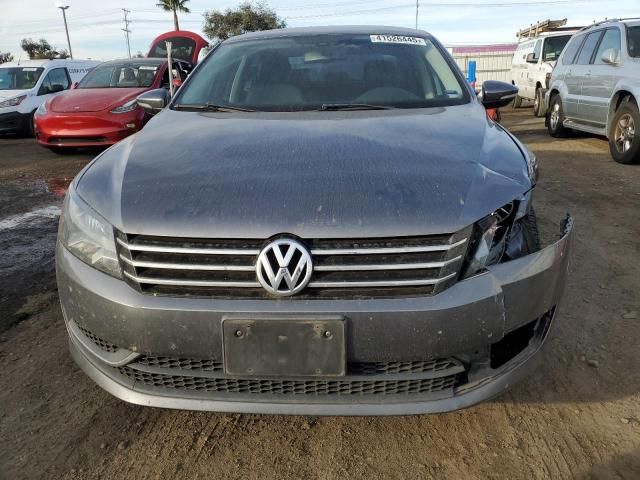 2012 Volkswagen Passat SE