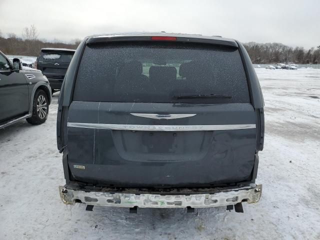 2012 Chrysler Town & Country Touring