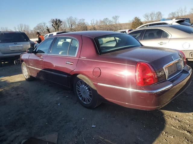 2008 Lincoln Town Car Signature Long Wheelbase