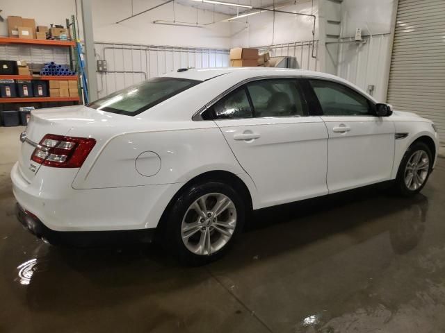 2017 Ford Taurus SEL