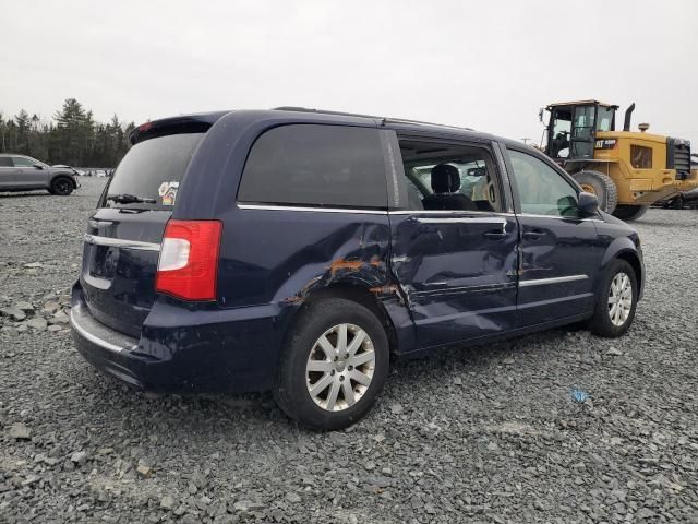 2013 Chrysler Town & Country Touring