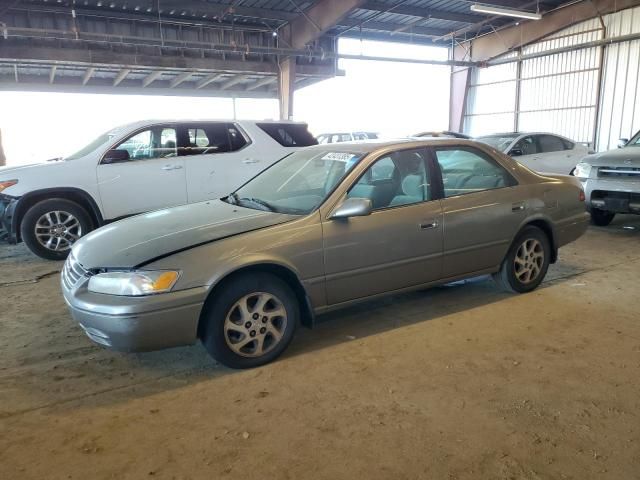 1999 Toyota Camry LE