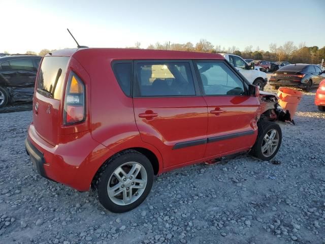 2011 KIA Soul +