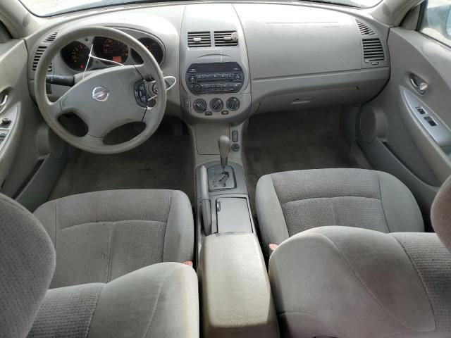 2002 Nissan Altima Base