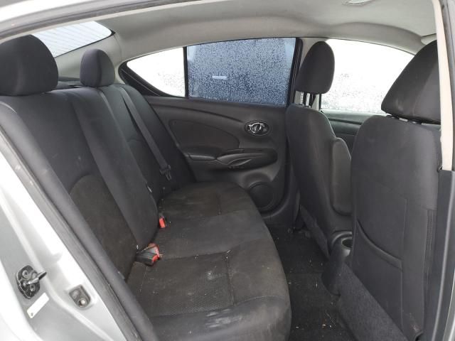 2013 Nissan Versa S