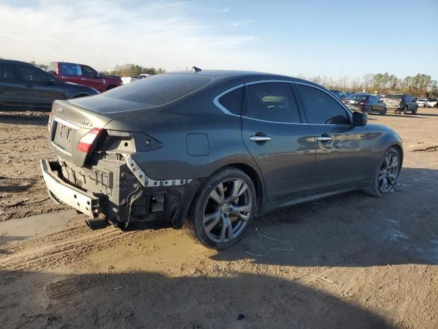 2012 Infiniti M37