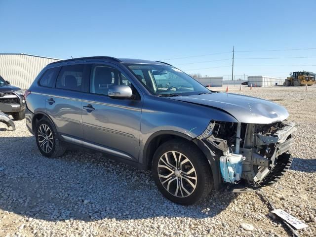 2016 Mitsubishi Outlander SE