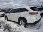 2016 Toyota Highlander LE