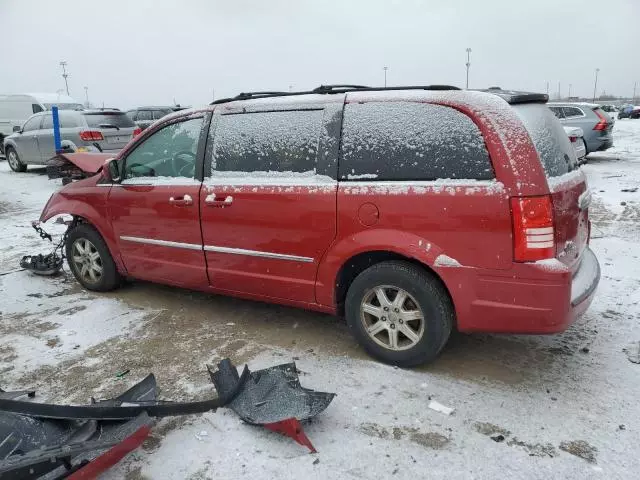 2009 Chrysler Town & Country Touring