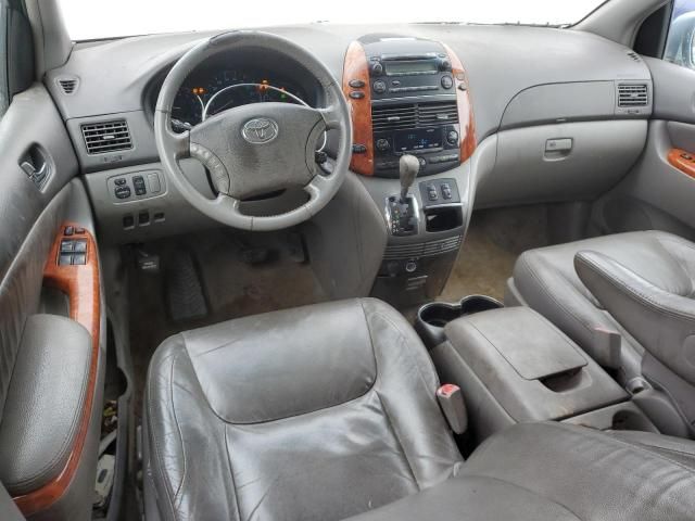 2007 Toyota Sienna XLE