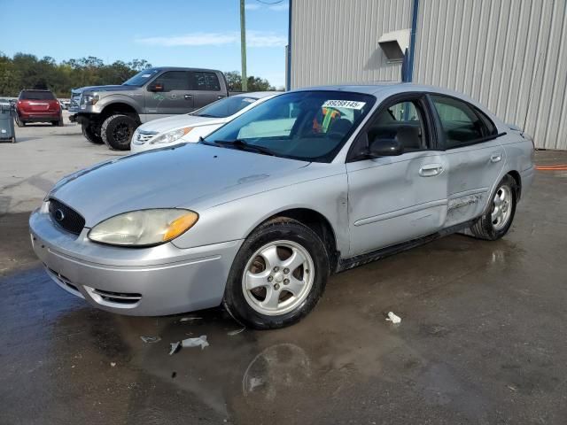 2006 Ford Taurus SE