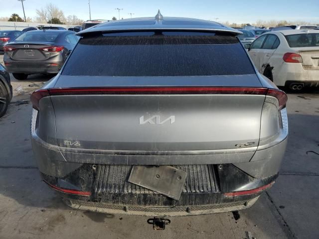 2022 KIA EV6 Light