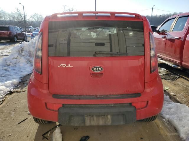 2011 KIA Soul +