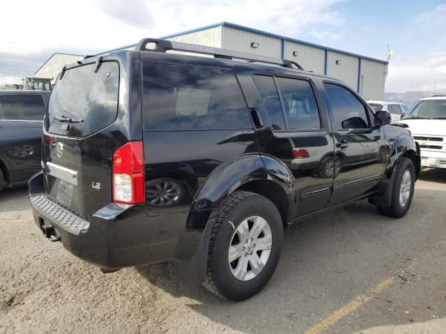 2005 Nissan Pathfinder LE