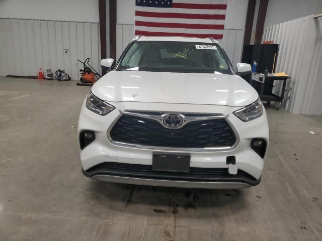 2023 Toyota Highlander L