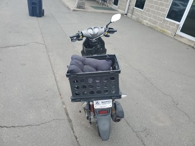 2020 Genuine Scooter Co. Roughhouse 50