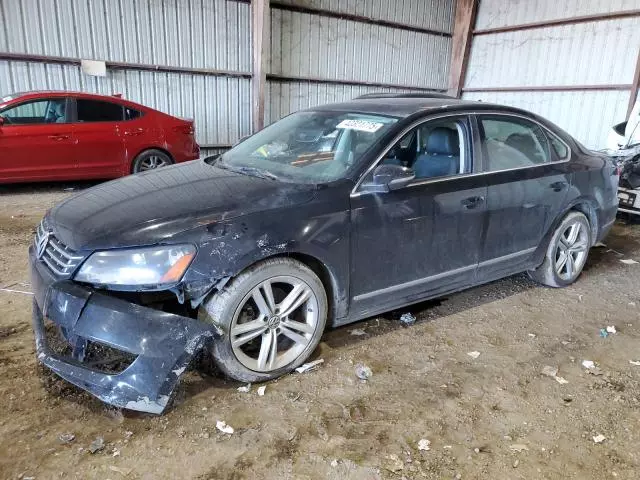 2012 Volkswagen Passat SEL