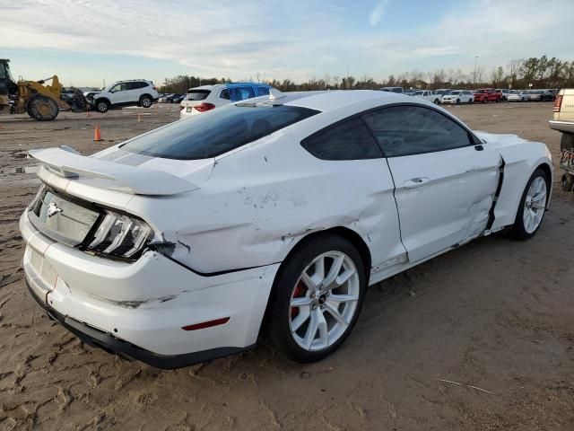 2022 Ford Mustang