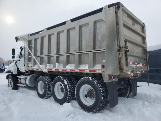 2015 Freightliner 114SD