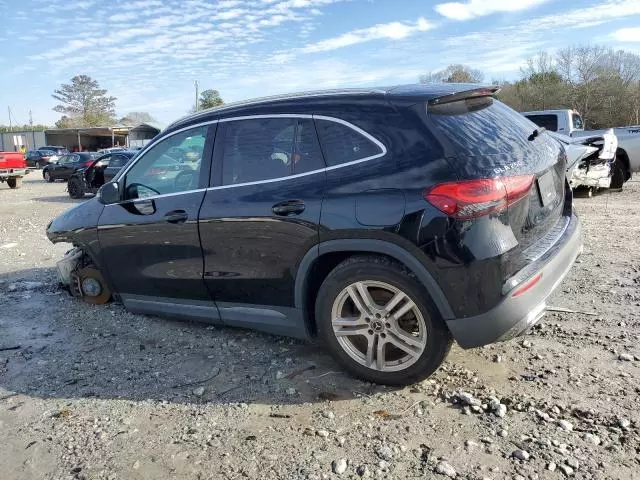 2021 Mercedes-Benz GLA 250