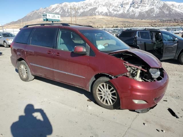 2008 Toyota Sienna XLE