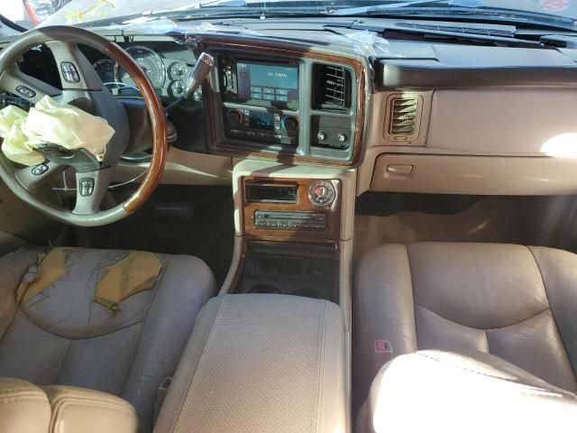 2005 Cadillac Escalade Luxury