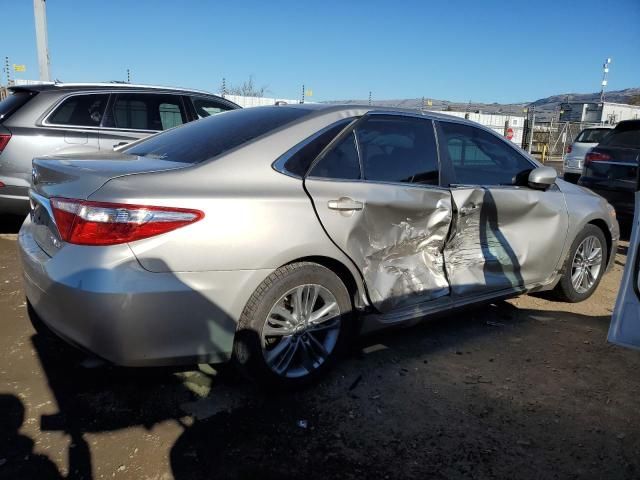 2015 Toyota Camry Hybrid