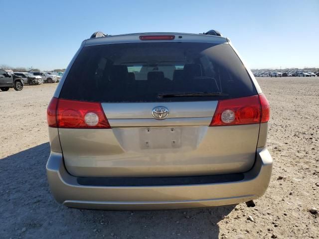 2007 Toyota Sienna CE