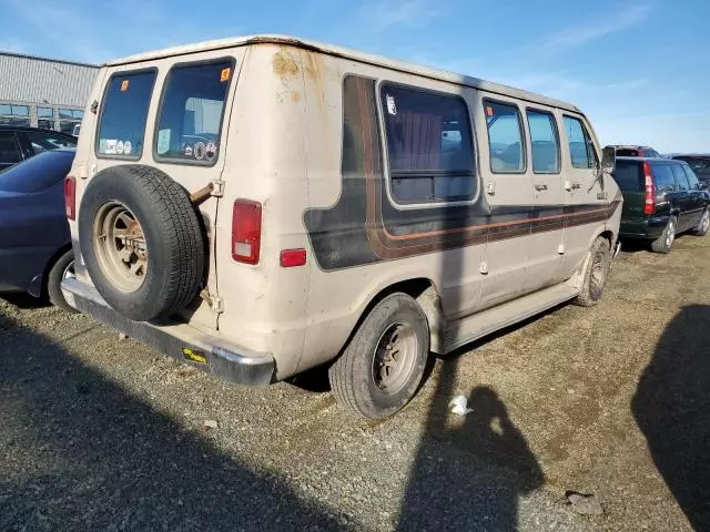 1983 Dodge RAM Van B250