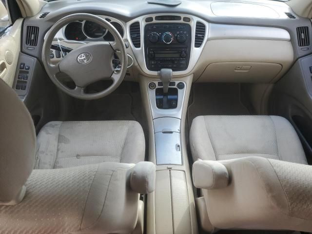 2004 Toyota Highlander Base