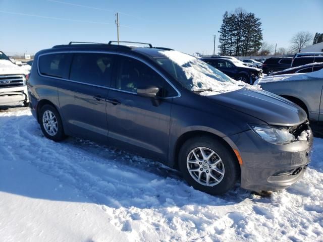 2021 Chrysler Voyager LXI