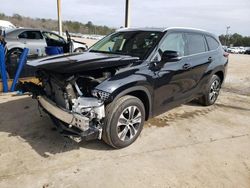 Lots with Bids for sale at auction: 2022 Toyota Highlander XLE