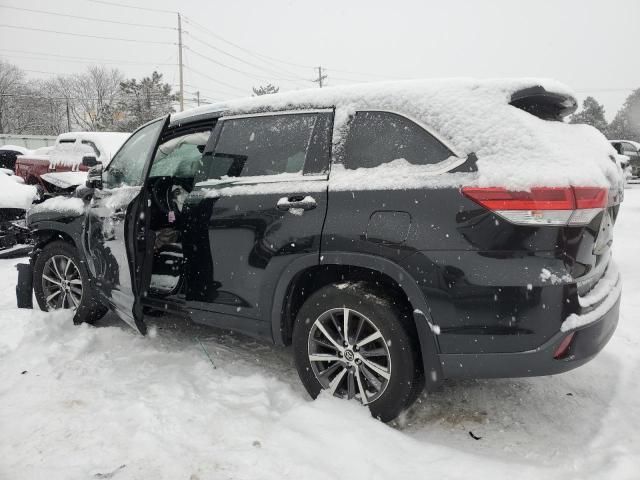 2018 Toyota Highlander SE