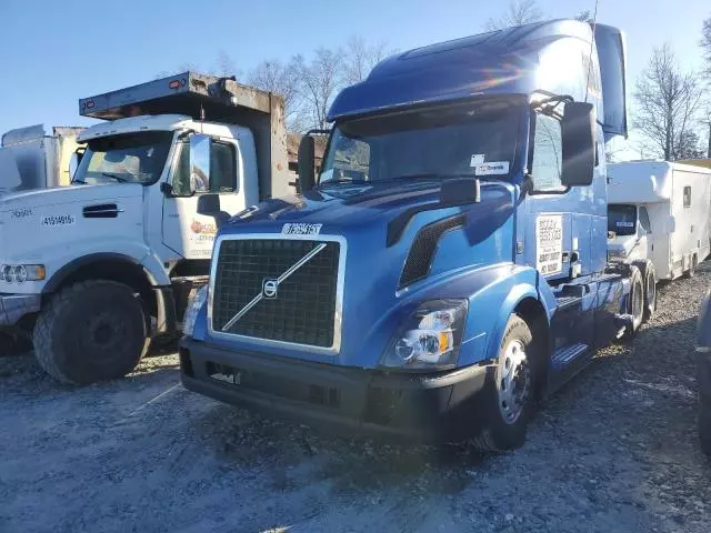 2017 Volvo VN VNL