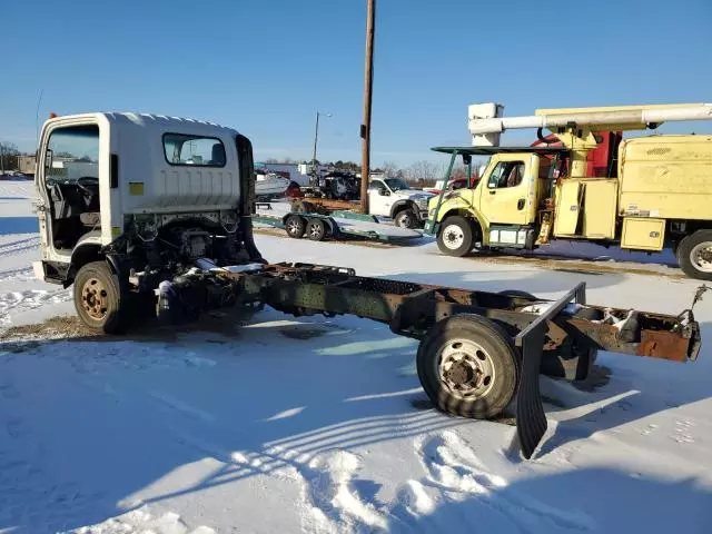 2013 Isuzu NPR