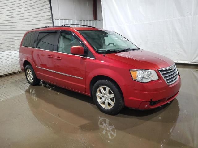 2010 Chrysler Town & Country Touring