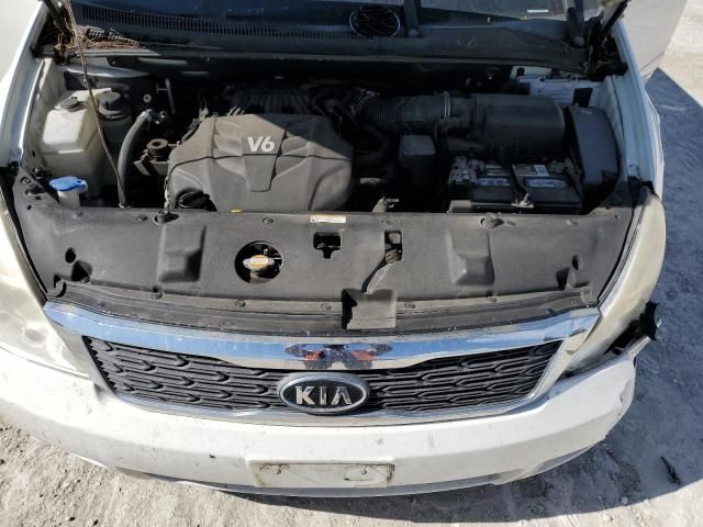 2012 KIA Sedona LX