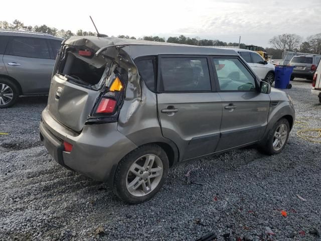 2011 KIA Soul +