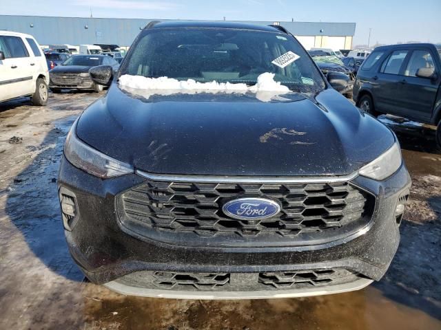 2023 Ford Escape ST Line Select