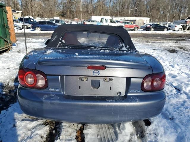 2002 Mazda MX-5 Miata Base