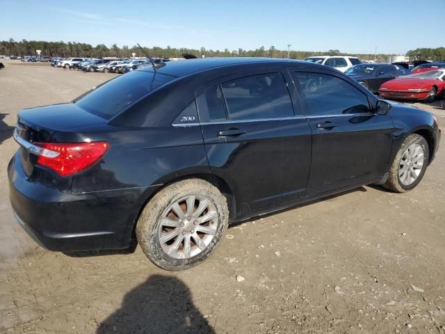 2013 Chrysler 200 Touring