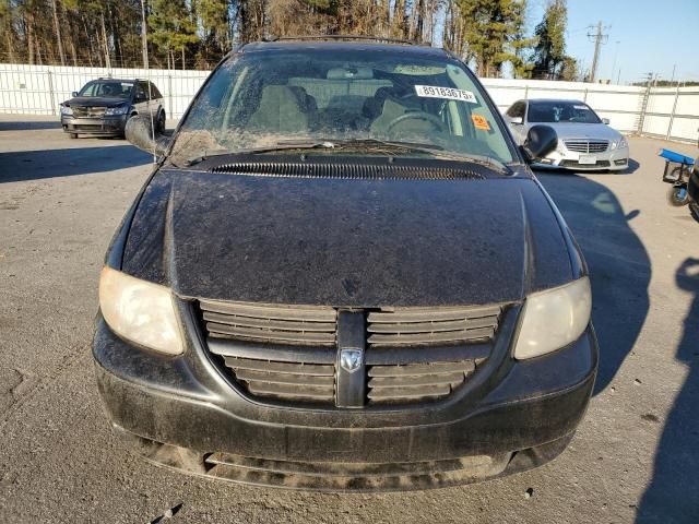 2005 Dodge Caravan SXT