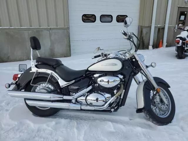 2001 Suzuki VL800