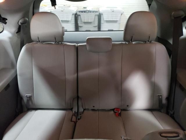 2012 Toyota Sienna XLE