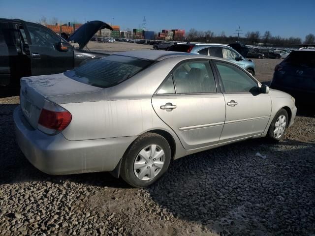 2005 Toyota Camry LE