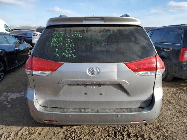 2011 Toyota Sienna XLE