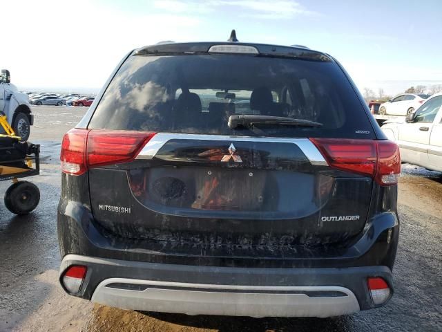 2019 Mitsubishi Outlander SE